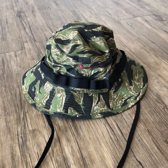 nike camo bucket hat